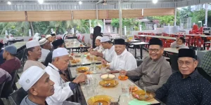 Jamaah Dzikir Berjamaah Masjid Al-Mabrur Hadiri Acara Jumat Berkah Bandara Kupi