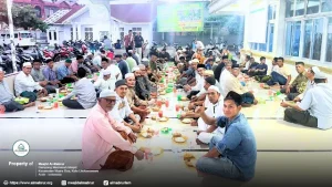 Panitia Ramadhan Masjid Almabrur Sukses Gelar Buka Puasa Bersama, Sajikan Kari Kambing dari Sedekah Dermawan