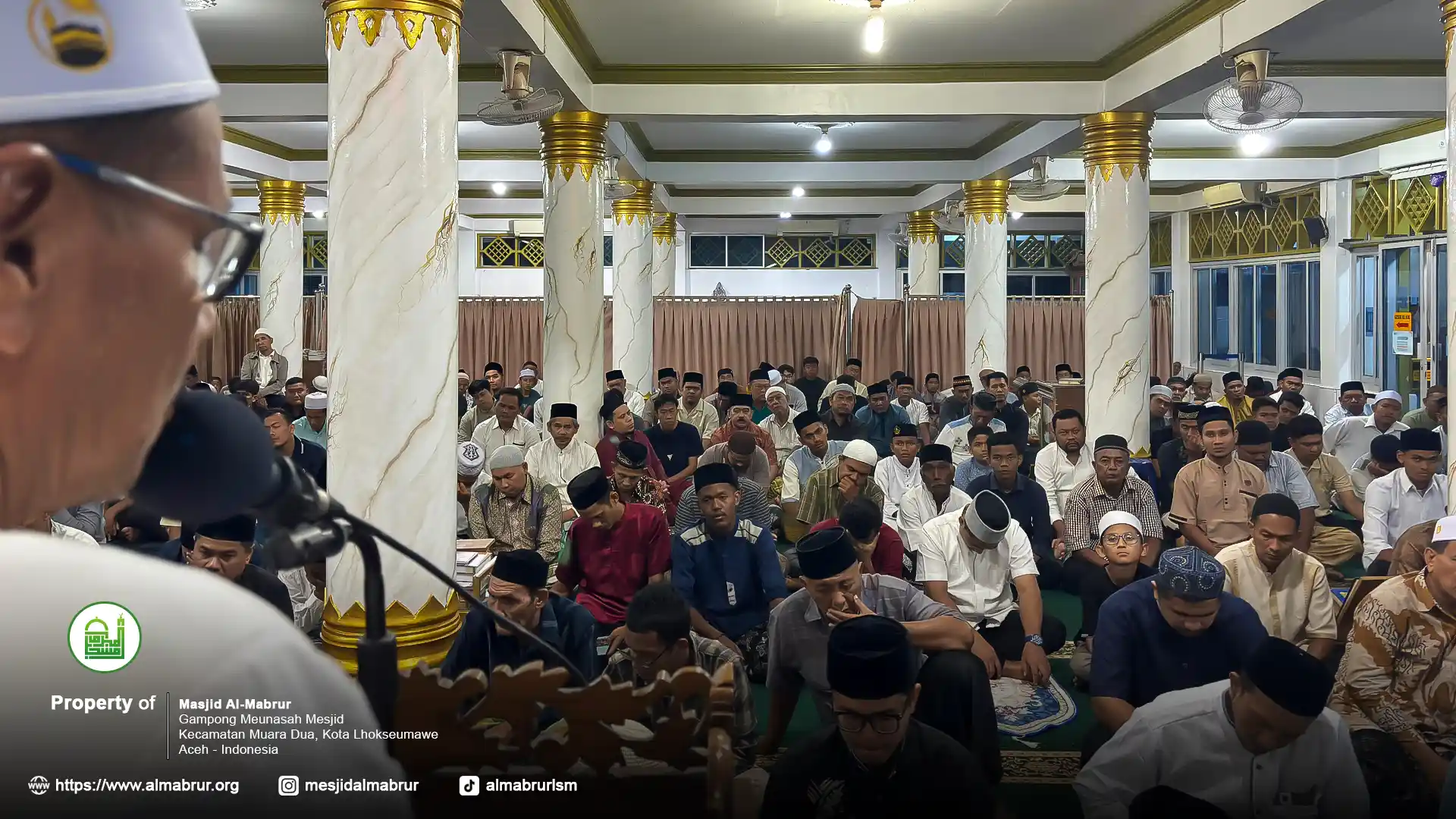 Masjid Al-Mabrur Gelar Tarawih Berjamaah