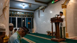 Tiga Syarat Menjadi Ahli Ibadah